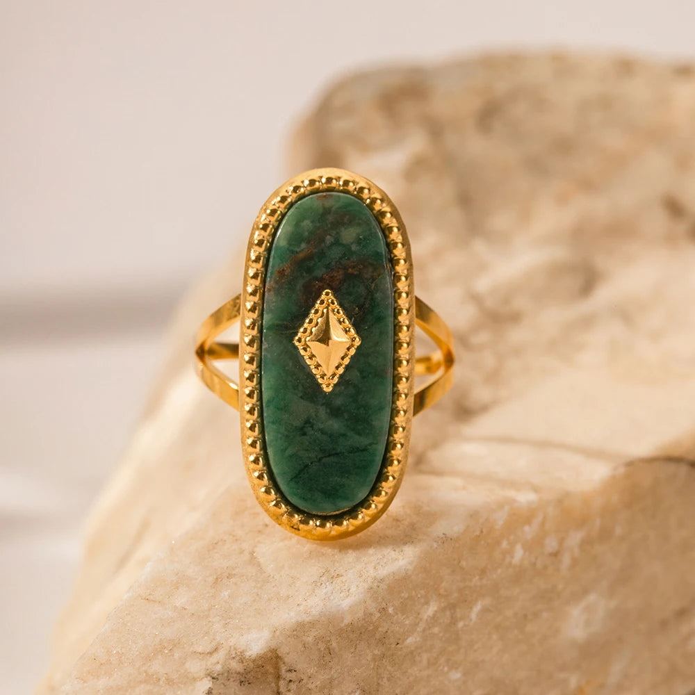 Anel Feminino Dourado – Anel Nomusa KIONI 